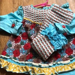 3 piece set. Leggings/floral top s- 12/18 , T18/24